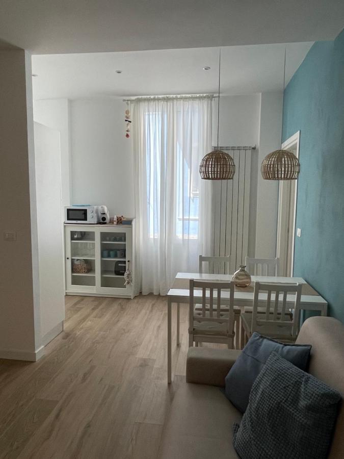דירות ונטימיגליה Casa Aiga Marina מראה חיצוני תמונה